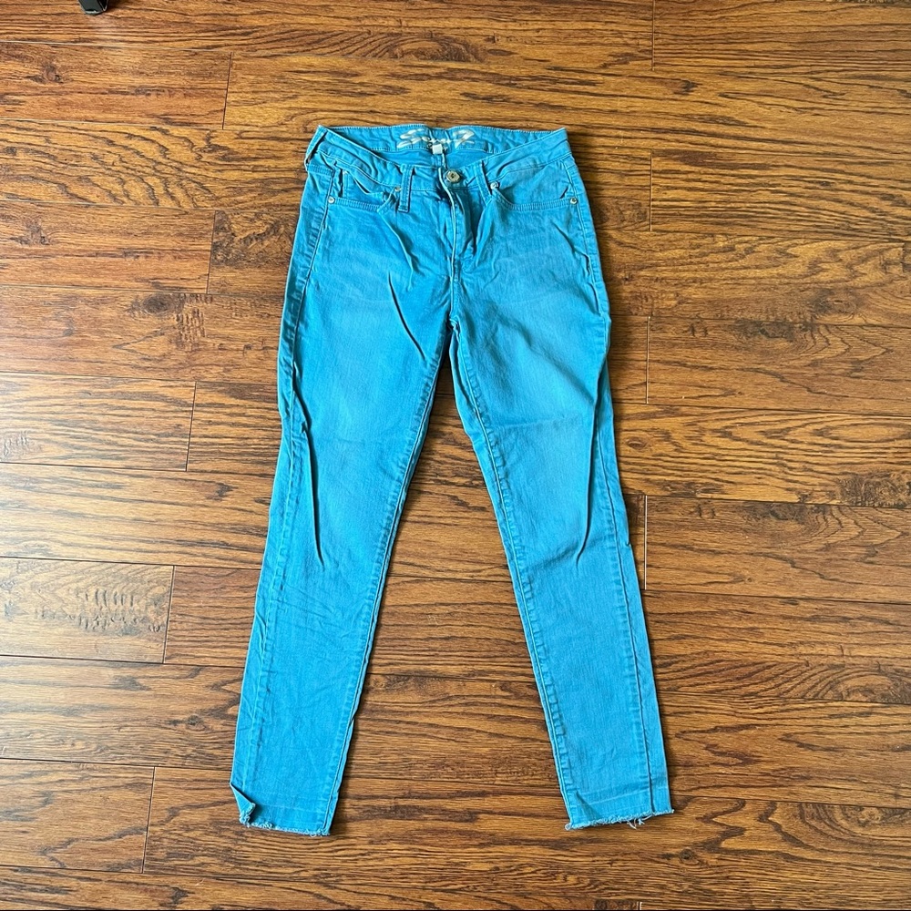 Seven Blue Raw Hem Skinny Jeans Size 6